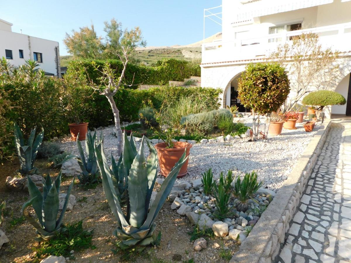 Apartmani Salus Pag Town Exteriér fotografie