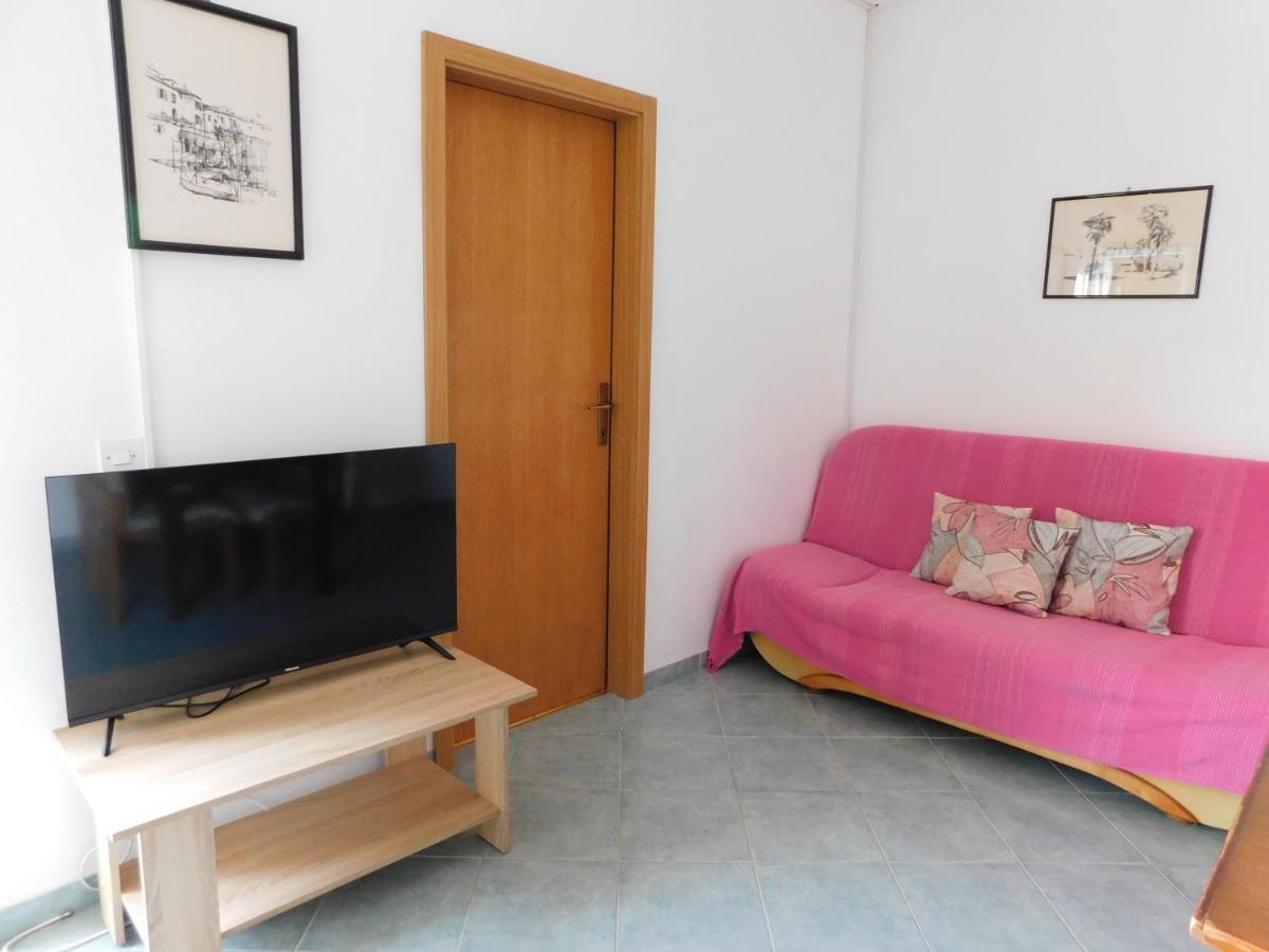 Apartmani Salus Pag Town Exteriér fotografie