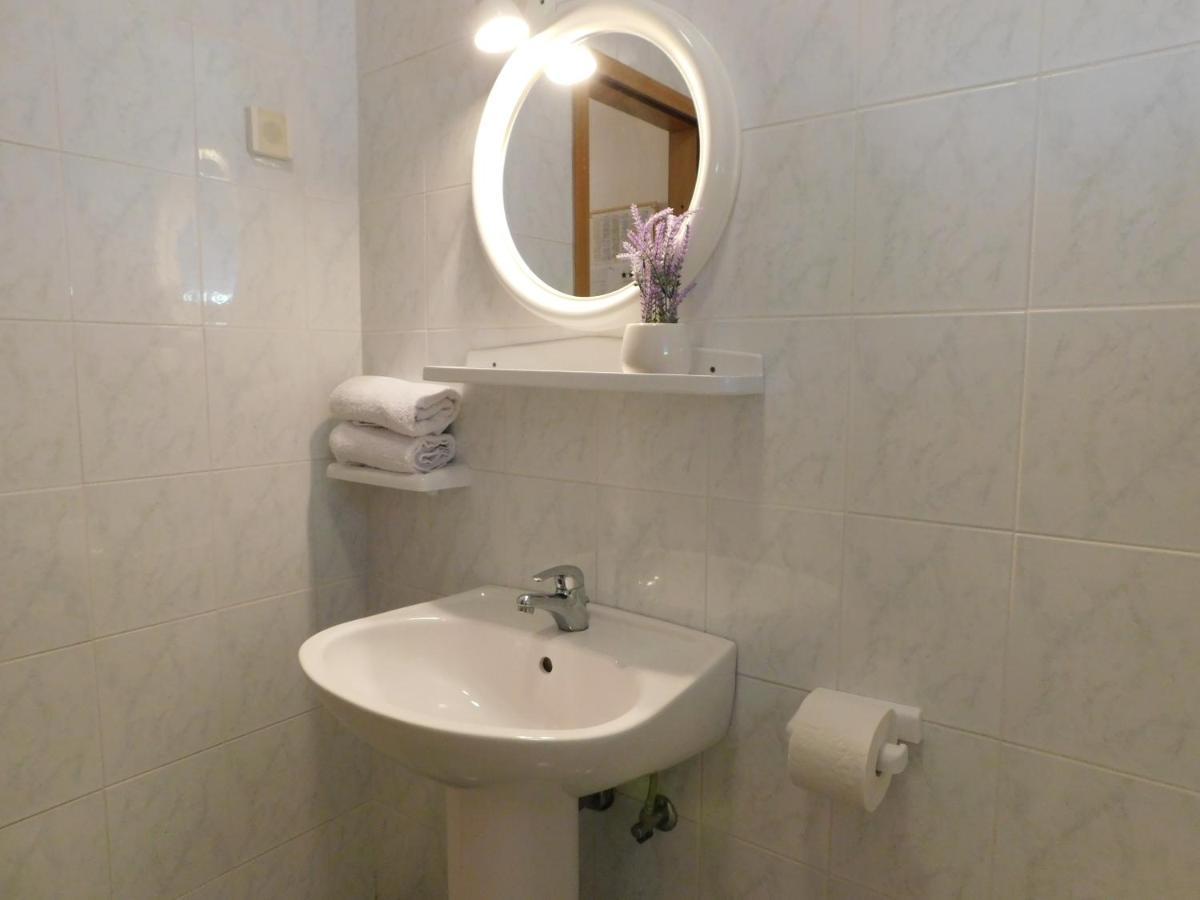 Apartmani Salus Pag Town Exteriér fotografie