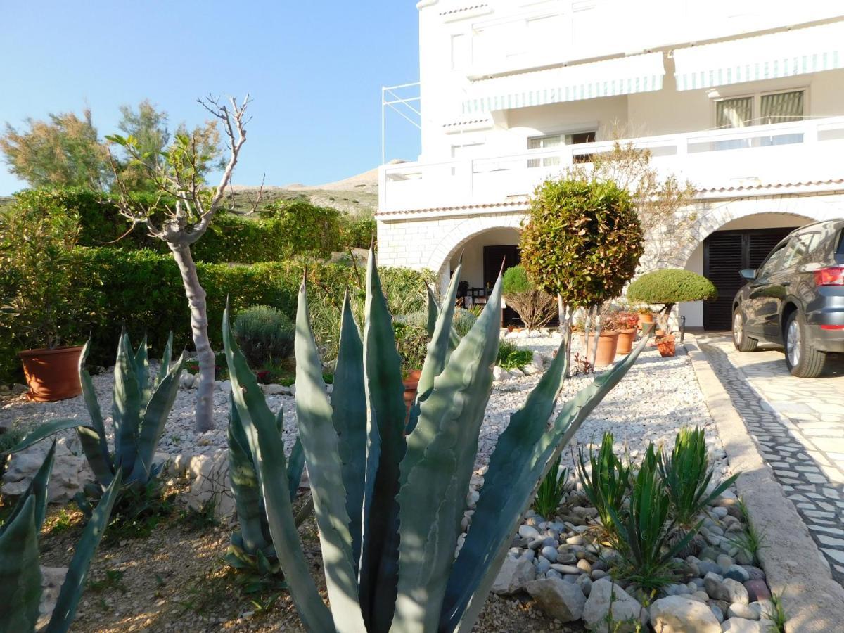 Apartmani Salus Pag Town Exteriér fotografie